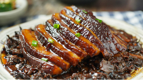 让不吃肥肉的人,也欲罢不能的【梅菜扣肉】